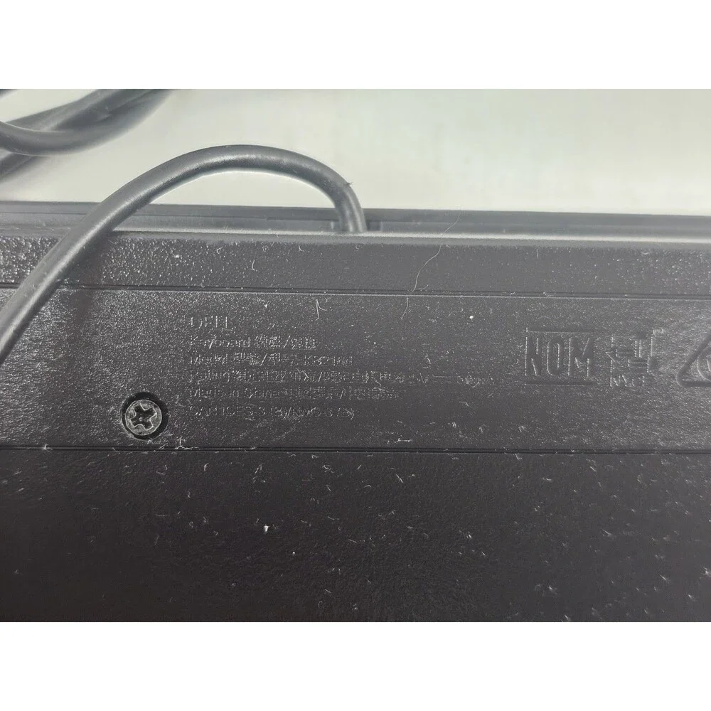Dell Wired USB Computer Keyboard Model 0G4D2W CN-0G4D2W-M6D00-9AF-00AF-A01